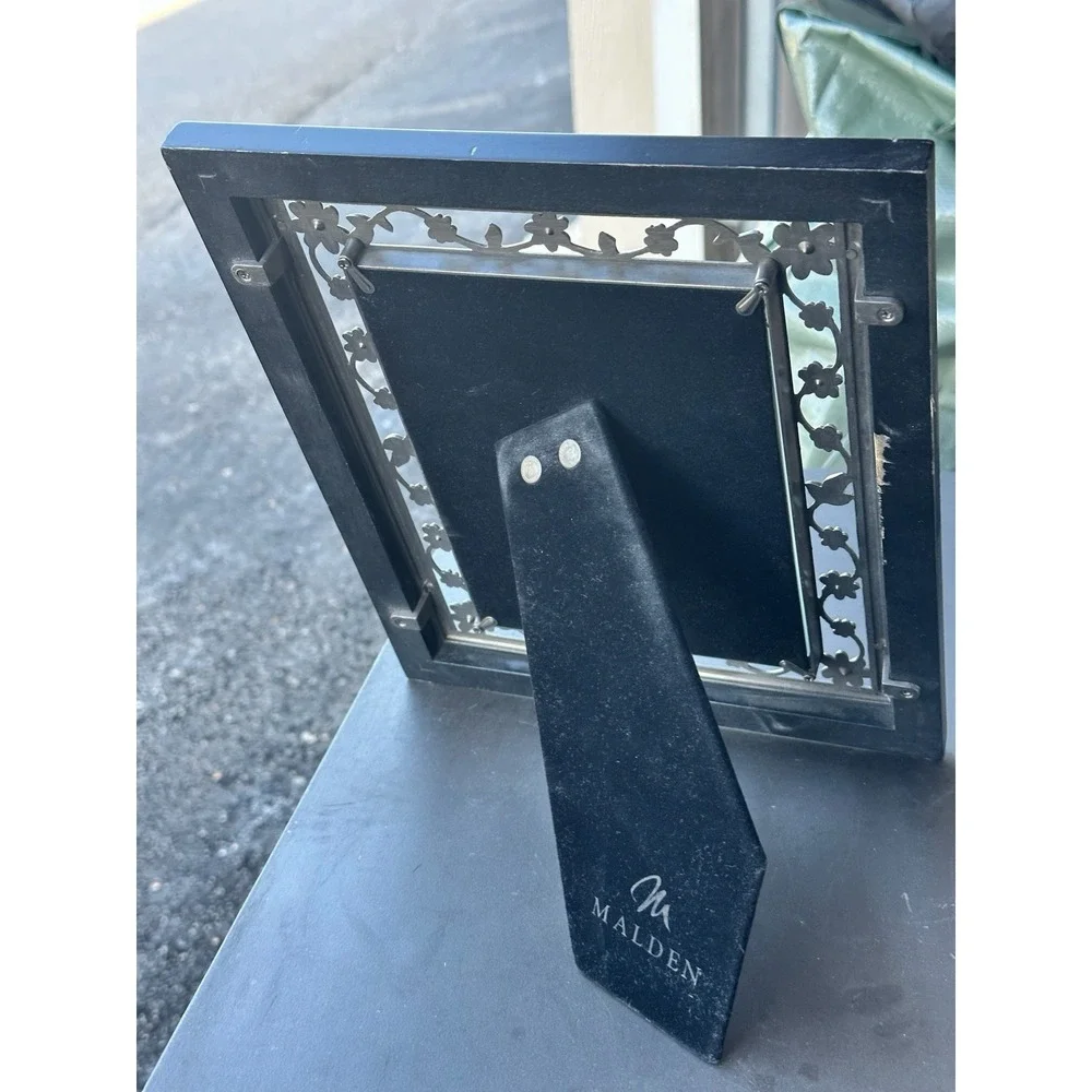 Malden 5x7 Photo Frame Prairie Gardens Floral Metal Silver Black Tabletop